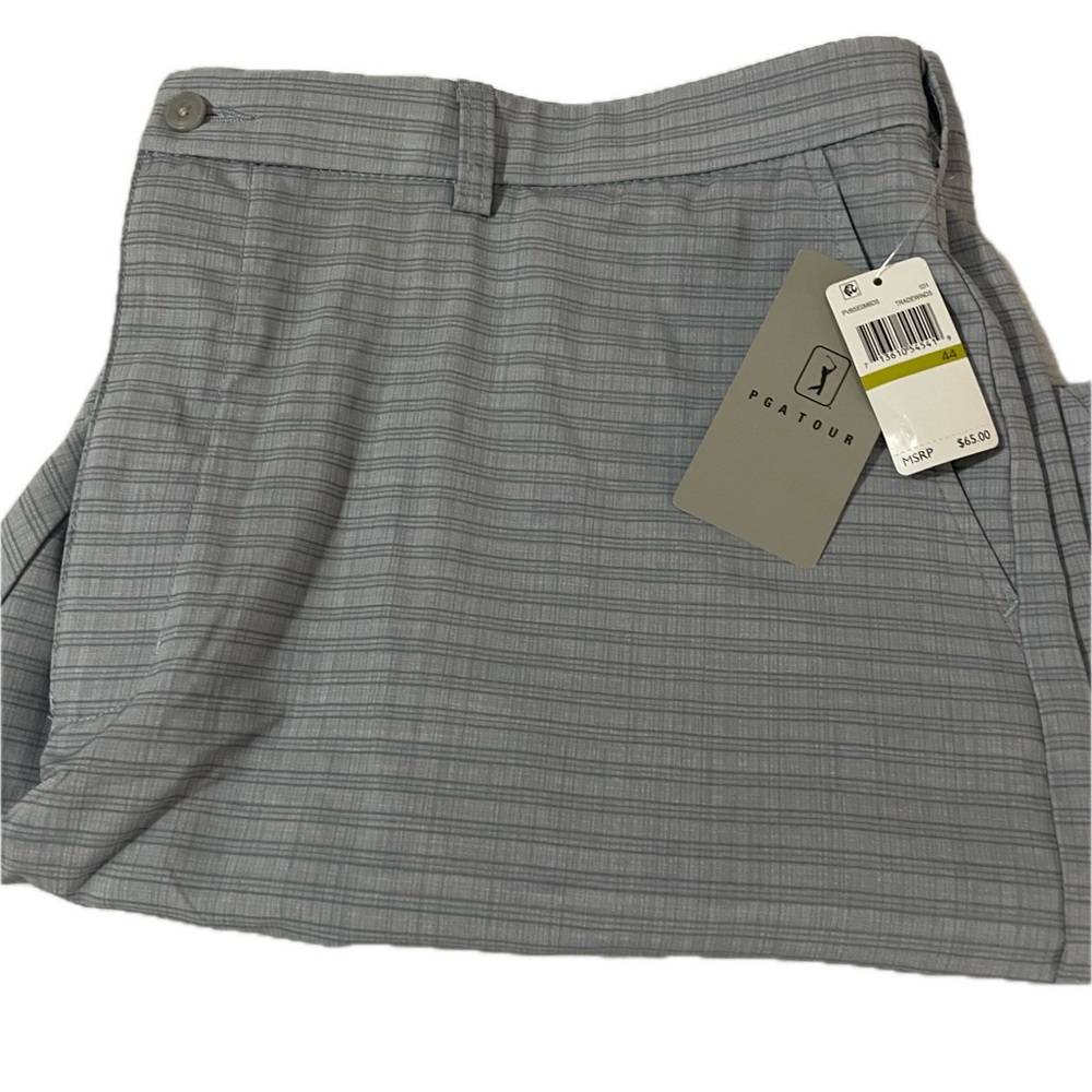 PGA Tour Light Gray Pattern Men's Flat Front Shorts. MSRP$65